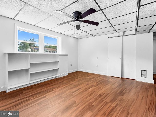 131 STURBRIDGE DR, Sicklerville, NJ 08081