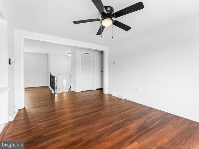 131 STURBRIDGE DR, Sicklerville, NJ 08081