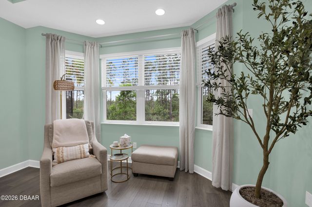 817 Bama Breeze Drive, Daytona Beach, FL 32124