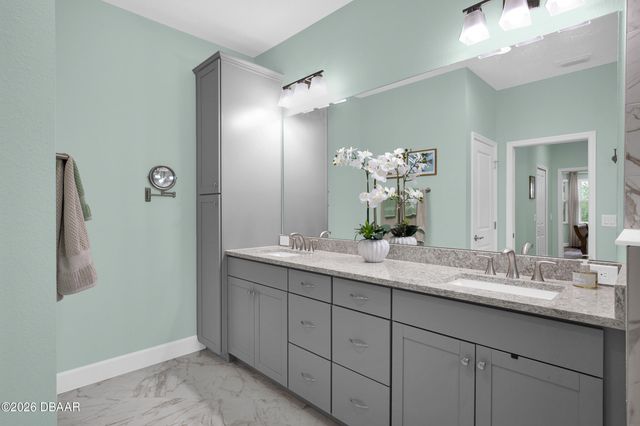 817 Bama Breeze Drive, Daytona Beach, FL 32124