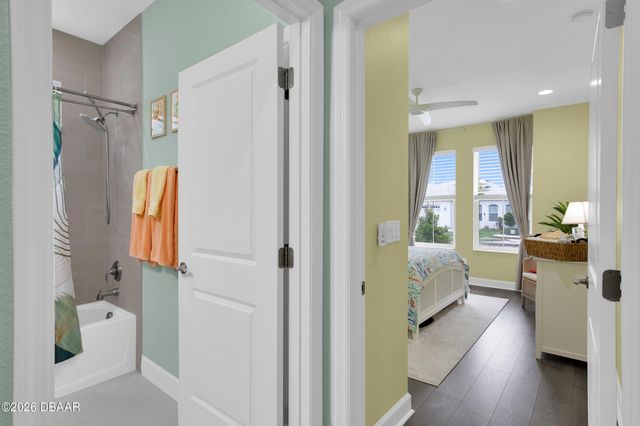 817 Bama Breeze Drive, Daytona Beach, FL 32124