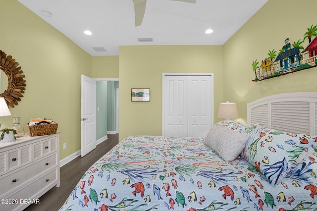 817 Bama Breeze Drive, Daytona Beach, FL 32124