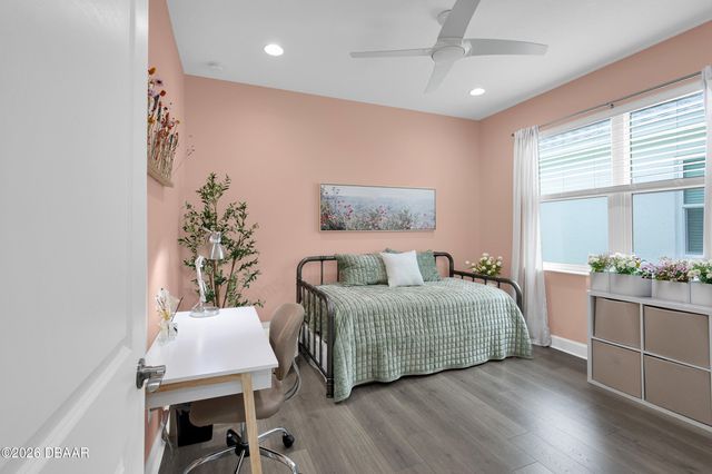 817 Bama Breeze Drive, Daytona Beach, FL 32124