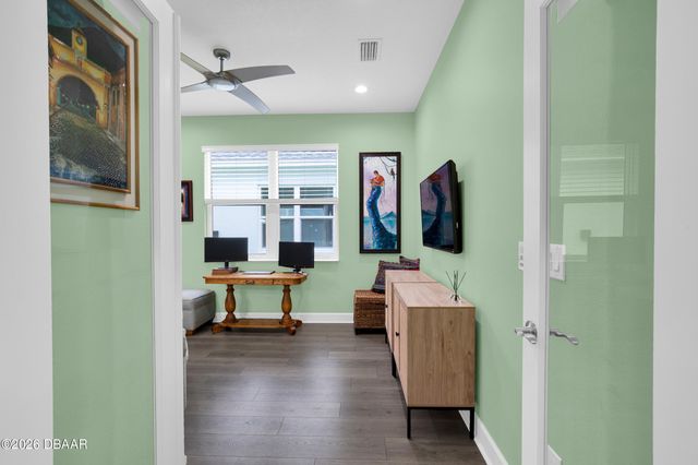 817 Bama Breeze Drive, Daytona Beach, FL 32124