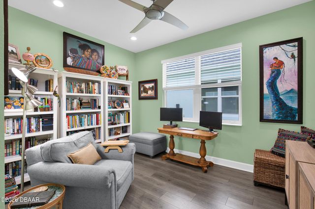 817 Bama Breeze Drive, Daytona Beach, FL 32124