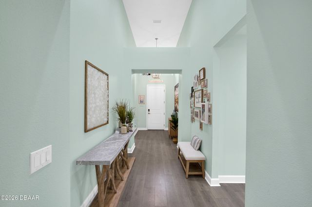 817 Bama Breeze Drive, Daytona Beach, FL 32124