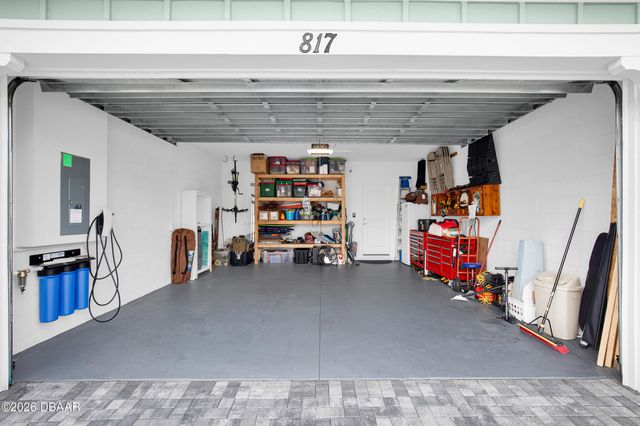 817 Bama Breeze Drive, Daytona Beach, FL 32124