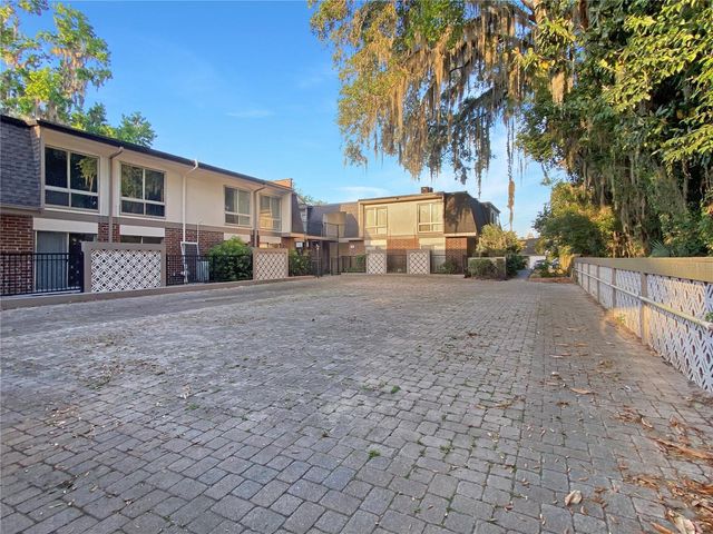 1700 SW 16TH COURT P6, Gainesville, FL 32608