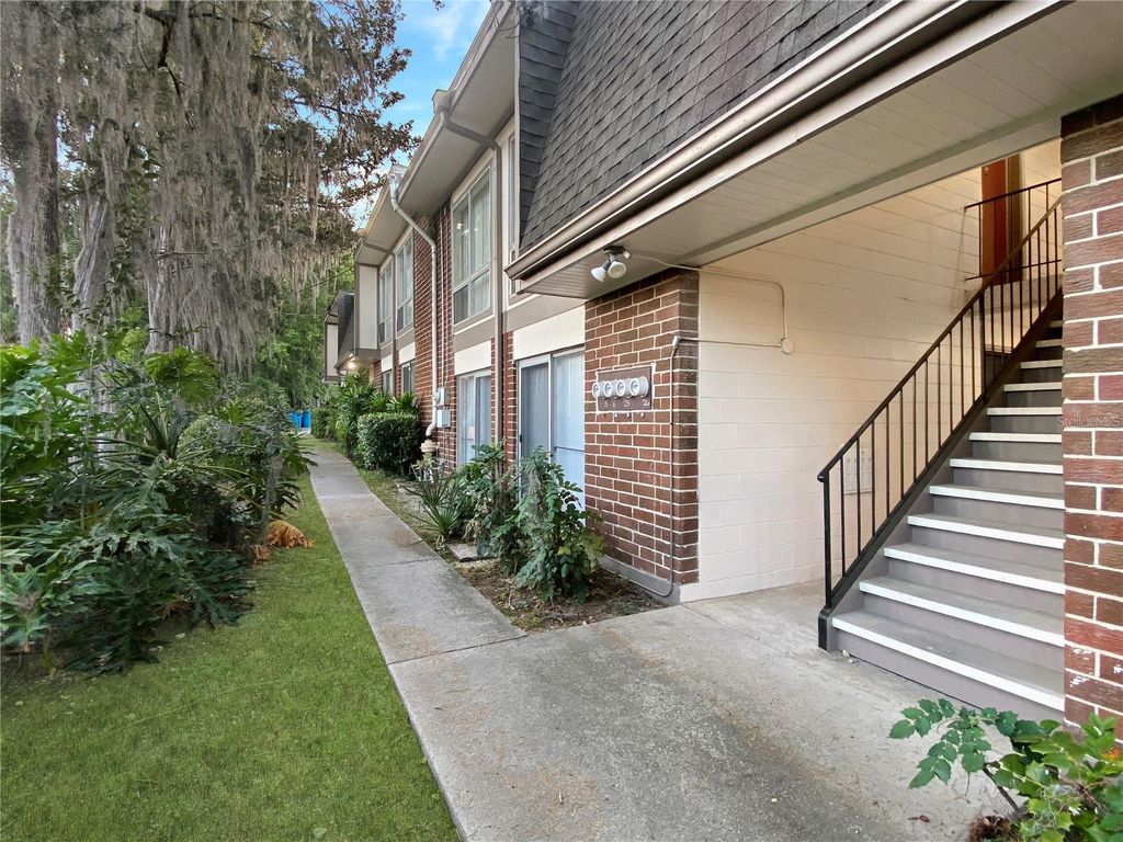 1700 SW 16TH COURT P6, Gainesville, FL 32608