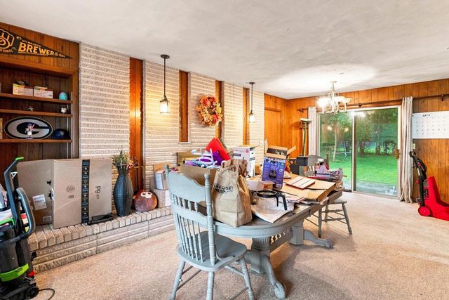 3121 Windsor LANE, Janesville, WI 53546