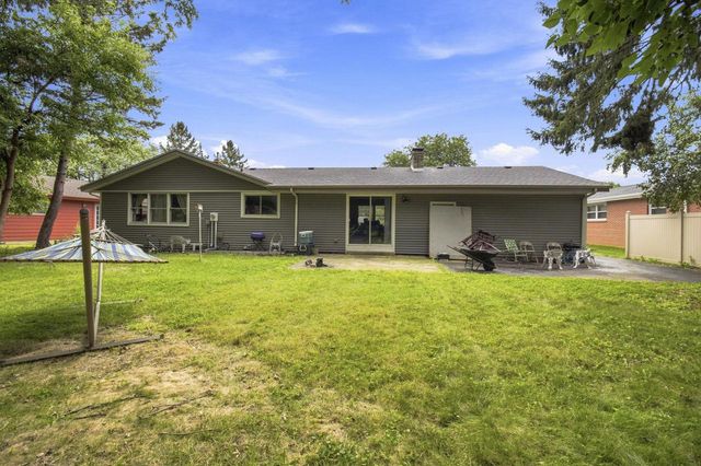 3121 Windsor LANE, Janesville, WI 53546