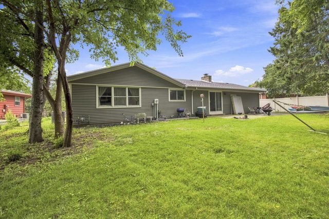 3121 Windsor LANE, Janesville, WI 53546