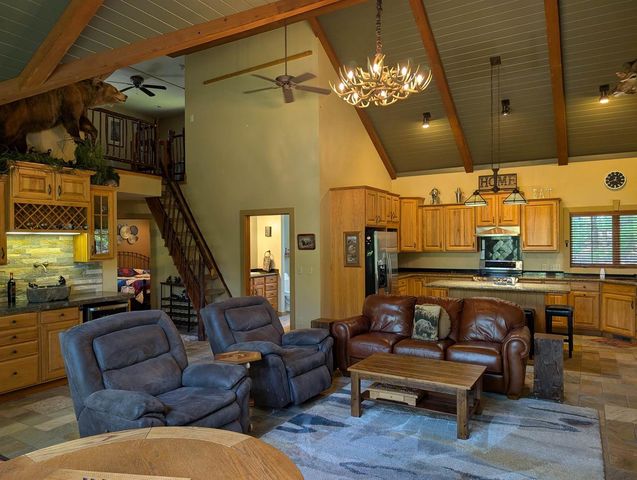 E7464 COUNTY ROAD H, Fremont, WI 54940