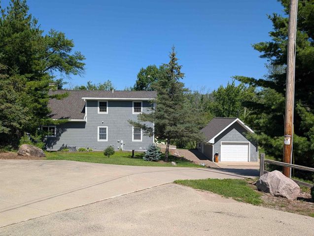 E7464 COUNTY ROAD H, Fremont, WI 54940