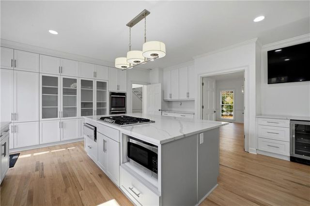 8705 River Bluff Lane, Roswell, GA 30076