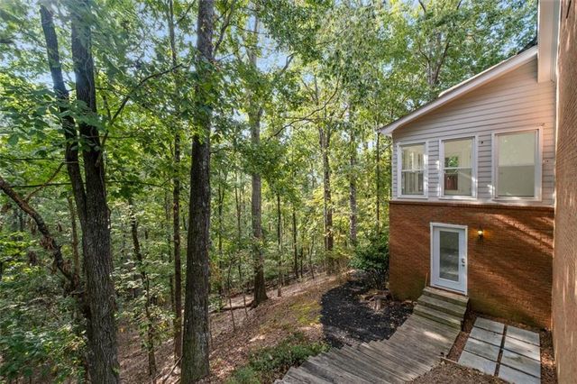 8705 River Bluff Lane, Roswell, GA 30076