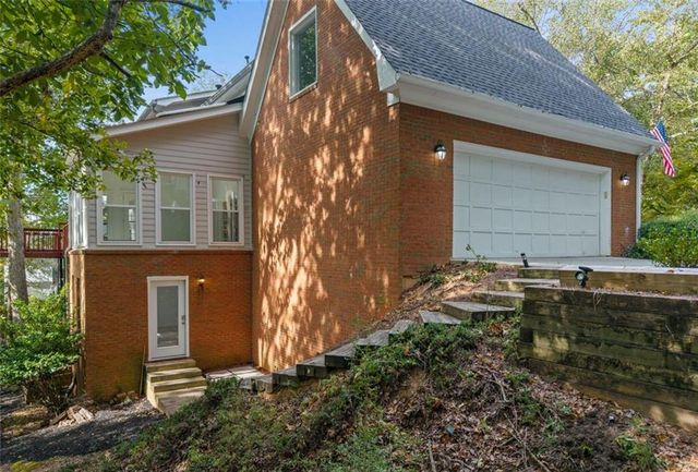 8705 River Bluff Lane, Roswell, GA 30076