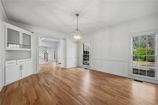 8705 River Bluff Lane, Roswell, GA 30076