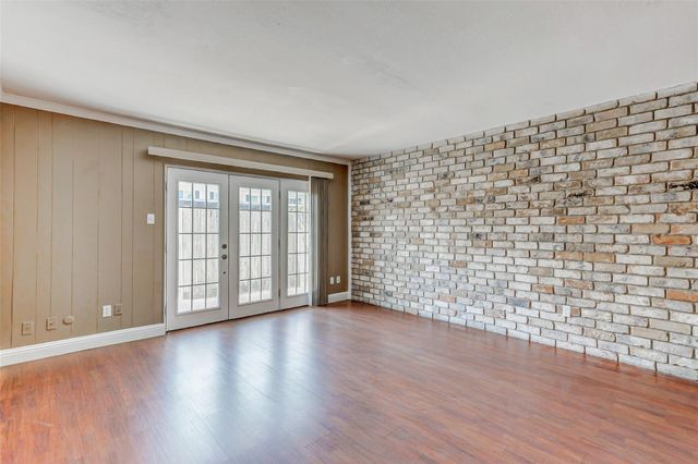 13060 Trail Hollow Drive 3060, Houston, TX 77079