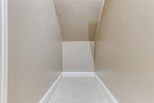 13060 Trail Hollow Drive 3060, Houston, TX 77079