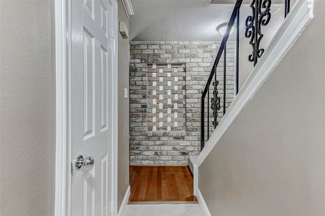 13060 Trail Hollow Drive 3060, Houston, TX 77079