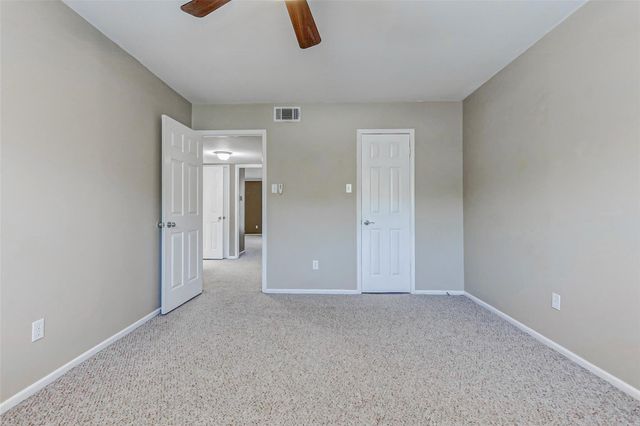13060 Trail Hollow Drive 3060, Houston, TX 77079