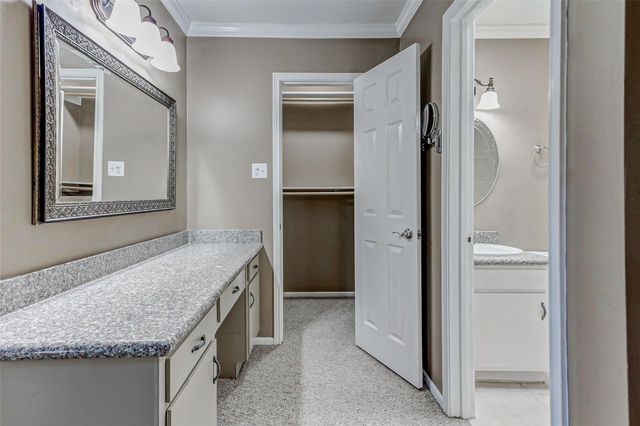 13060 Trail Hollow Drive 3060, Houston, TX 77079