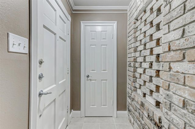 13060 Trail Hollow Drive 3060, Houston, TX 77079