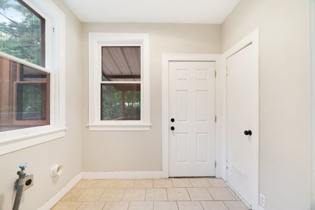 2335 Simpson Street, Paris, TX 75460