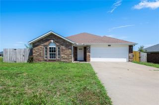 520 Dewberry Lane, Centerton, AR 72719