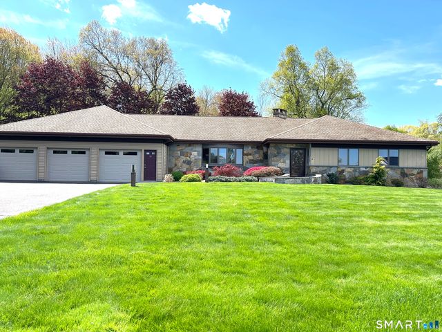 58 Clover Lane, Manchester, CT 06040
