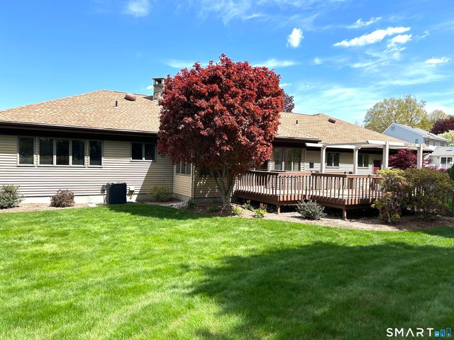 58 Clover Lane, Manchester, CT 06040