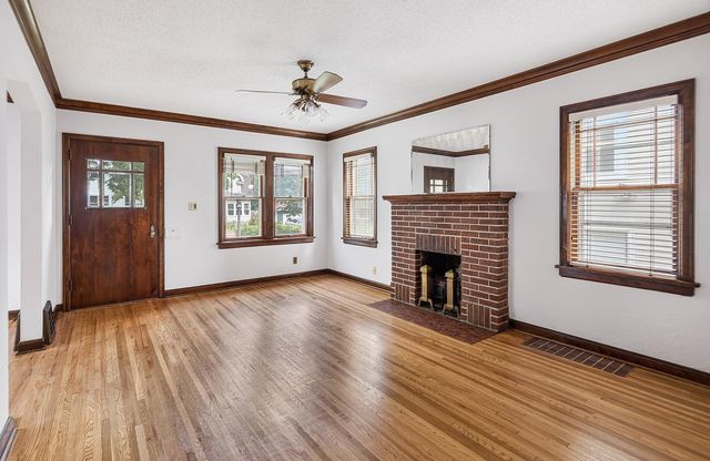 1122 Sherburne Avenue, Saint Paul, MN 55104