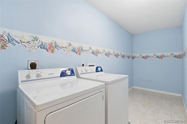 8278 N Pickinz Way, Citrus Springs, FL 34433