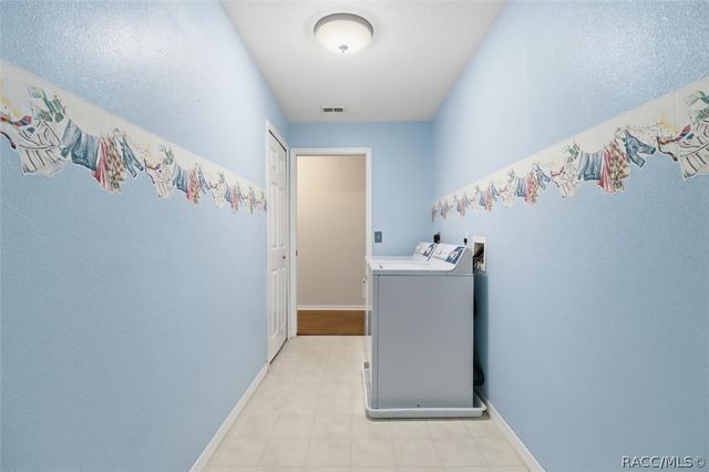 8278 N Pickinz Way, Citrus Springs, FL 34433