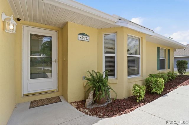 8278 N Pickinz Way, Citrus Springs, FL 34433