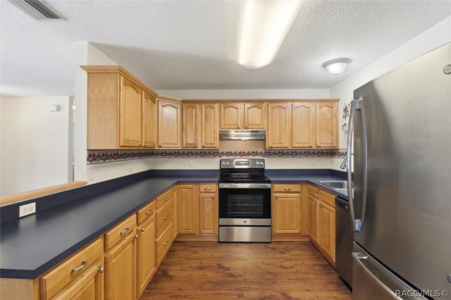 8278 N Pickinz Way, Citrus Springs, FL 34433