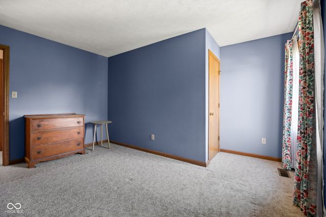 725 Morse Landing Drive, Cicero, IN 46034