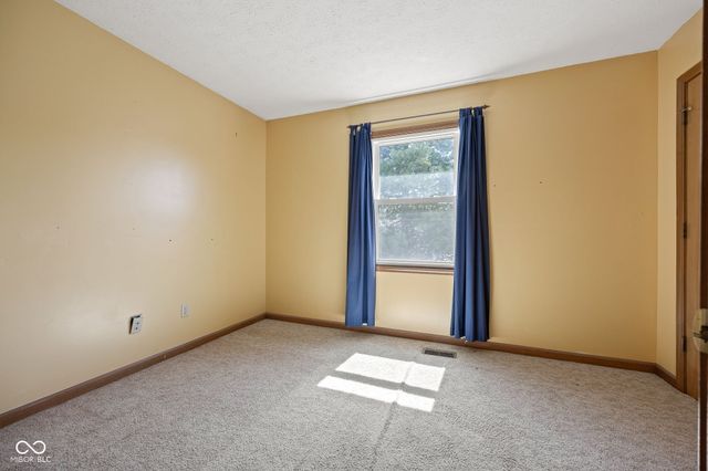 725 Morse Landing Drive, Cicero, IN 46034