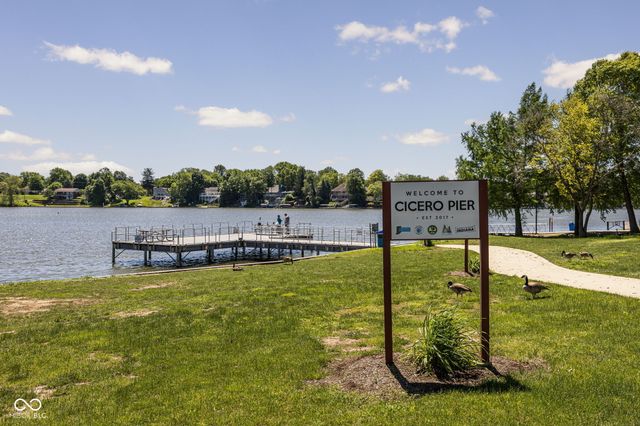 725 Morse Landing Drive, Cicero, IN 46034
