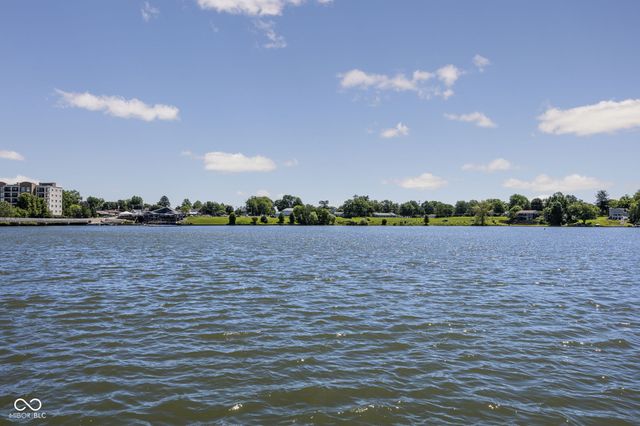 725 Morse Landing Drive, Cicero, IN 46034