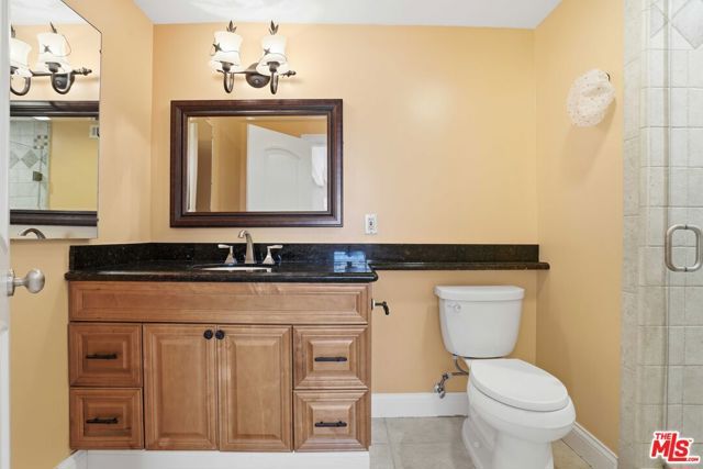6646 Franrivers Avenue, West Hills (los Angeles), CA 91307