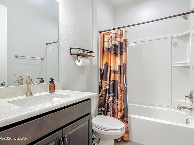 345 Hang Loose Way, Daytona Beach, FL 32124