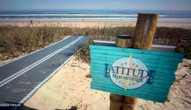 345 Hang Loose Way, Daytona Beach, FL 32124