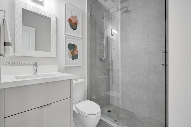 113 Holiday Drive, Hallandale Beach, FL 33009