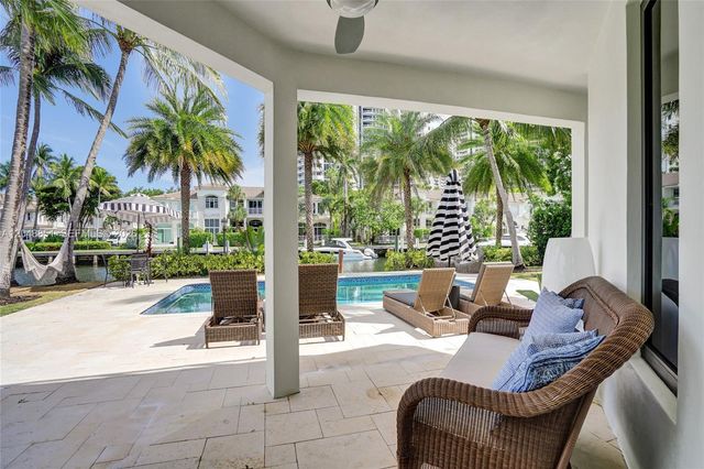 113 Holiday Drive, Hallandale Beach, FL 33009