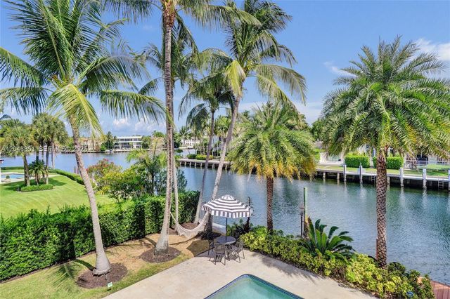 113 Holiday Drive, Hallandale Beach, FL 33009
