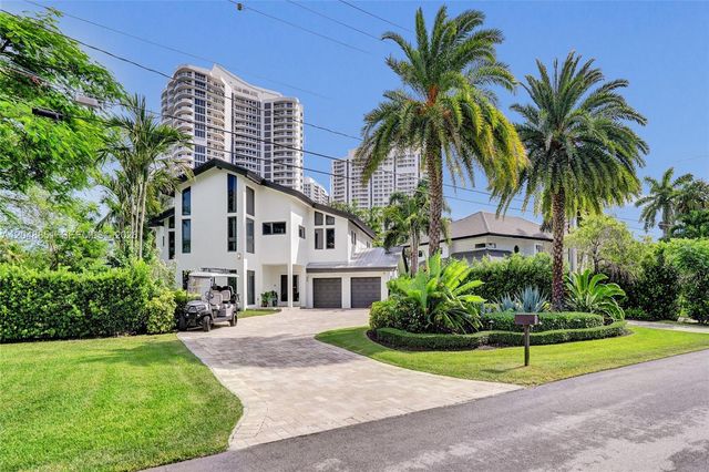 113 Holiday Drive, Hallandale Beach, FL 33009
