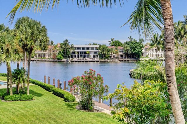 113 Holiday Drive, Hallandale Beach, FL 33009