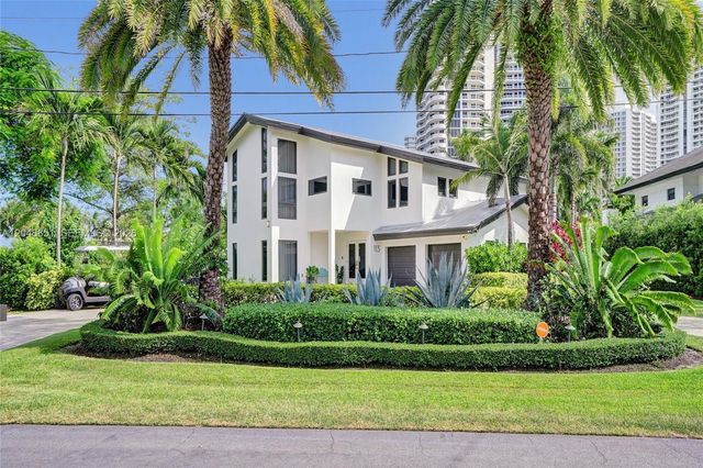 113 Holiday Drive, Hallandale Beach, FL 33009